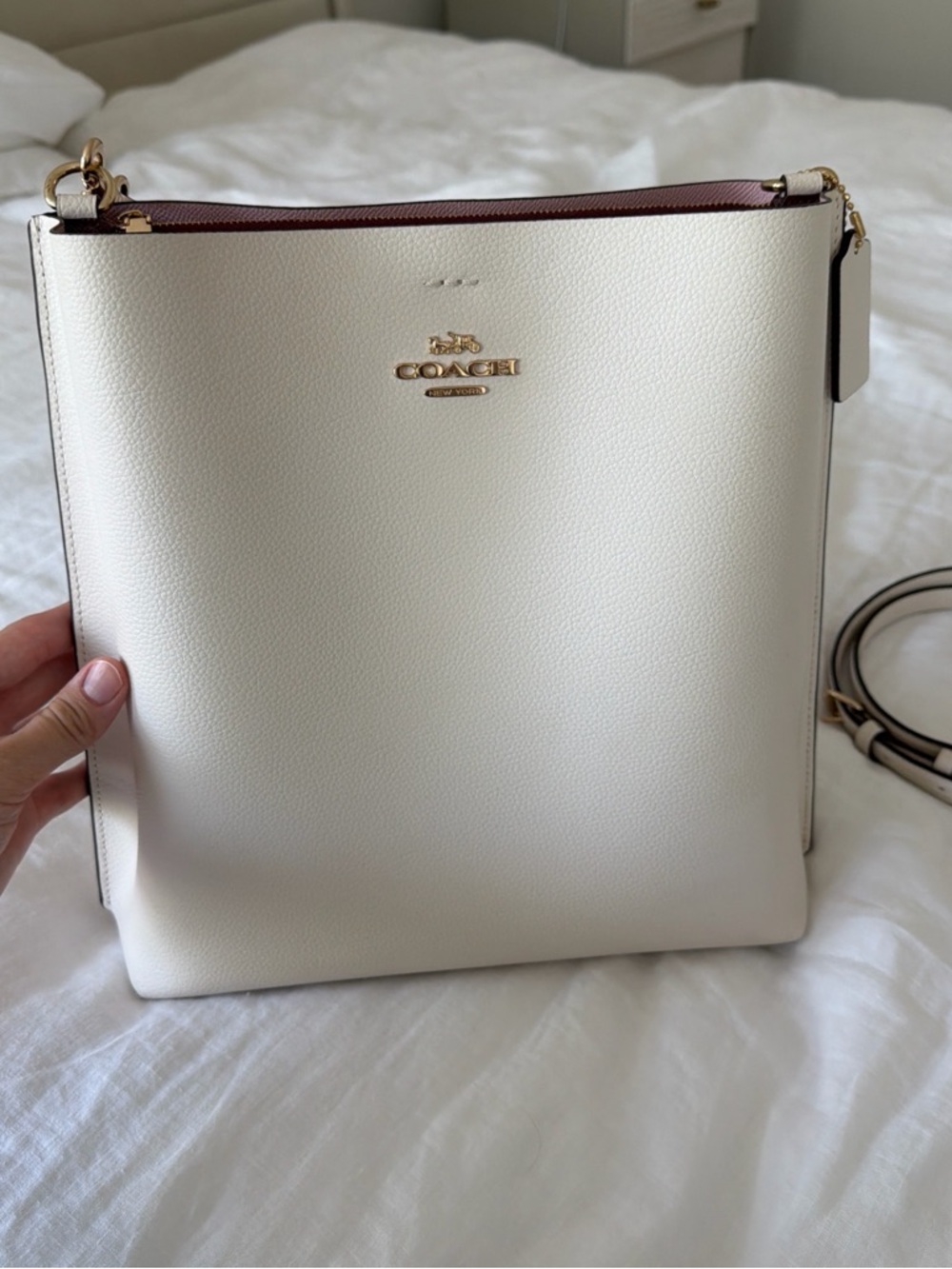 Coach Mollie bucket (large) cream Pebbled Leather Shoulder Bag